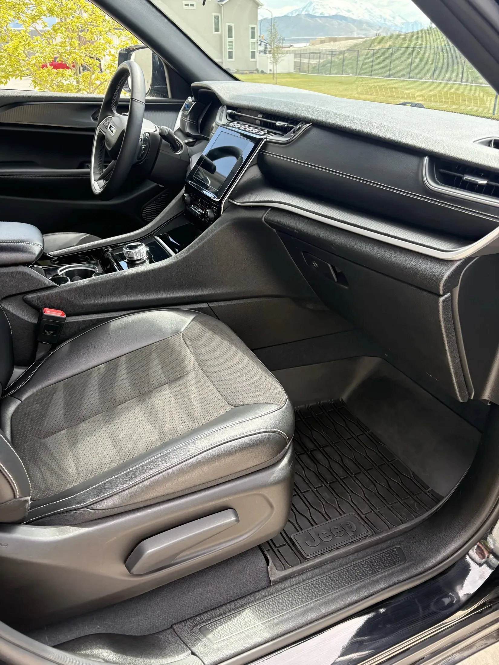 Exterior finish after mobile detailing in Draper
